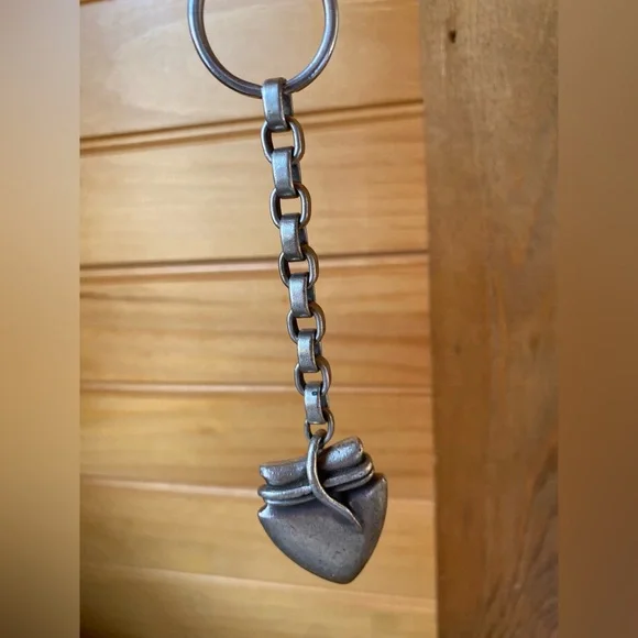 Rare 1973 Barry Kiedelstein Cord Sterling 925 Arrowhead Keychain - Picture 2 of 5